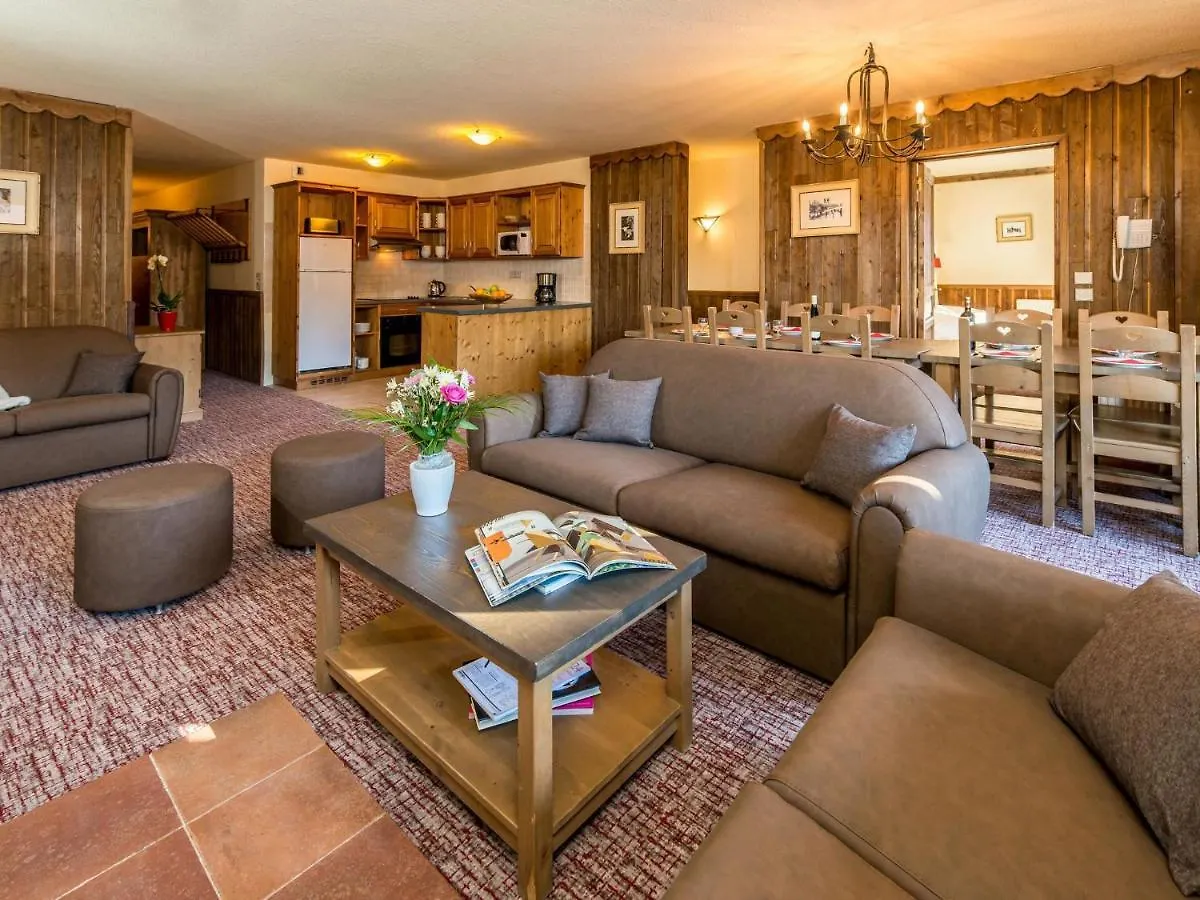Apartment With Fireplace And Wi-Fi In Arc 2000 Les Arcs  Les Arcs (Savoie)
