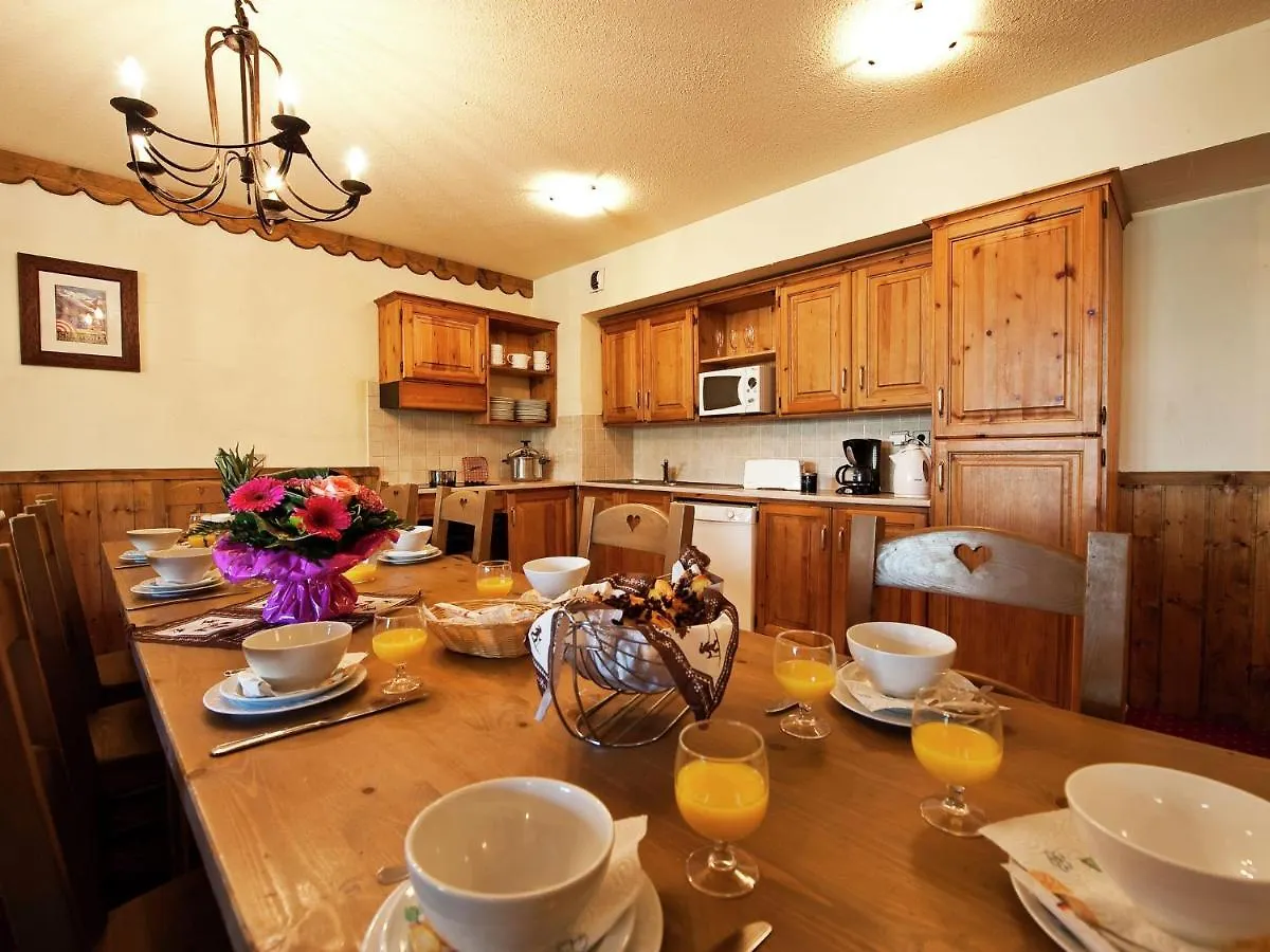 Apartment With Fireplace And Wi-Fi In Arc 2000 Les Arcs